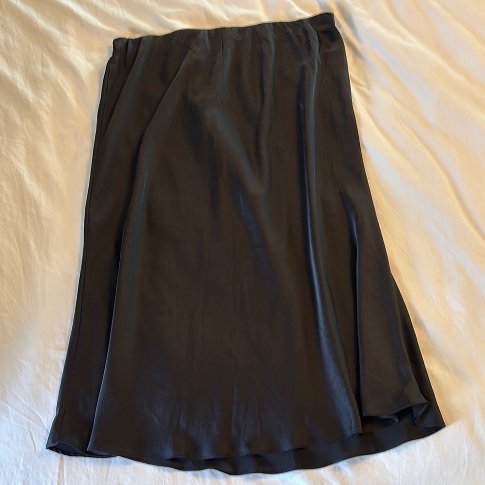 Halogen Black Midi Skirt